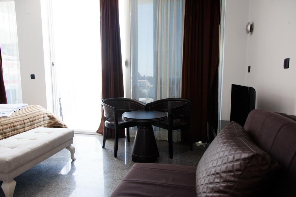 Hotel Senator Ούλτσιν Δωμάτιο φωτογραφία
